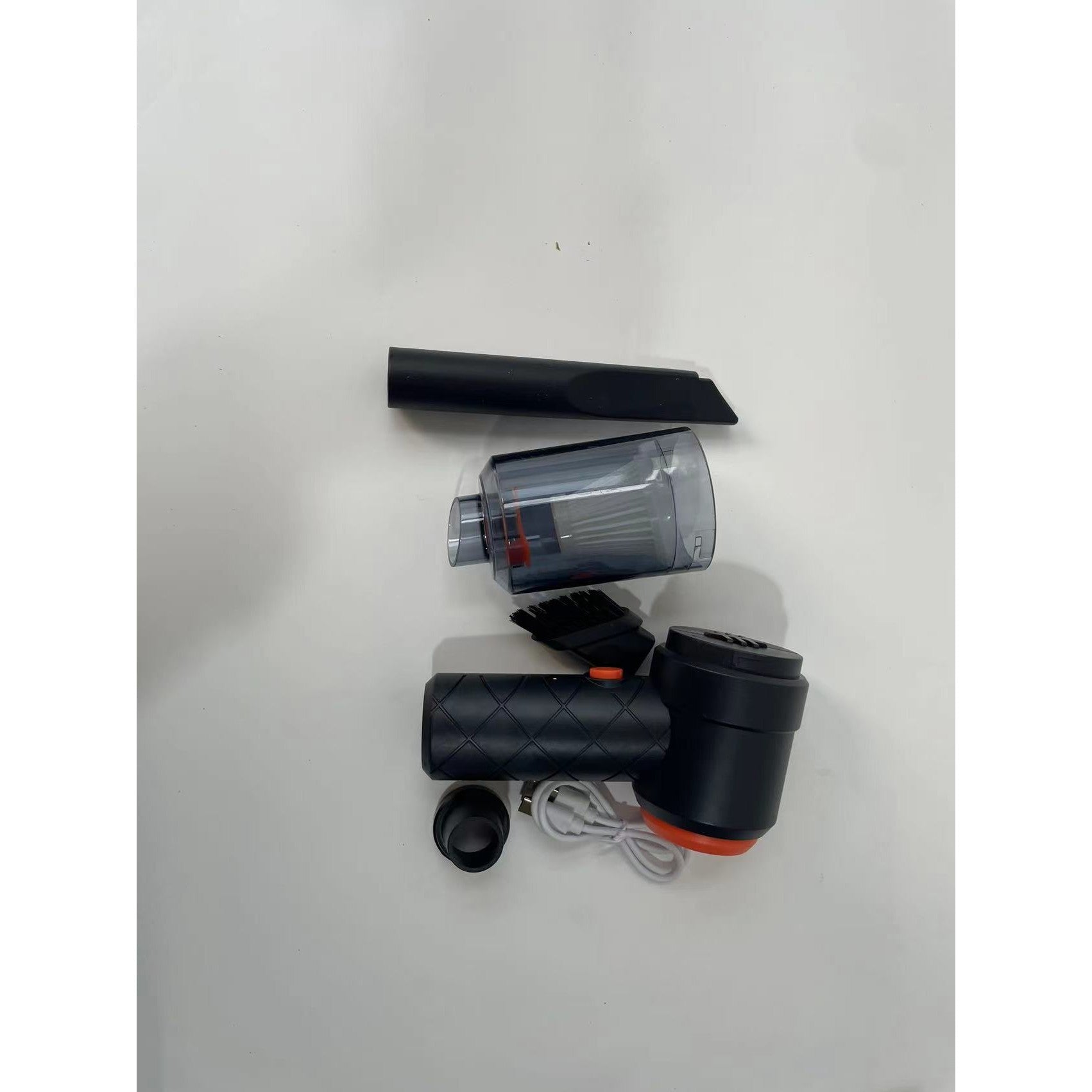 Aspirator portabil fără fir 2 în 1 – soluția ideală pentru curățenie rapidă și eficientă în casă și mașină