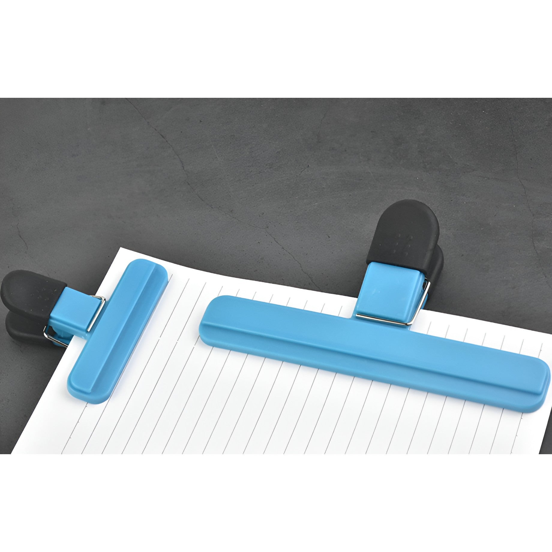 Clips multifuncțional pentru sigilarea pungilor – menține prospețimea alimentelor, albastru 15×7,5 cm