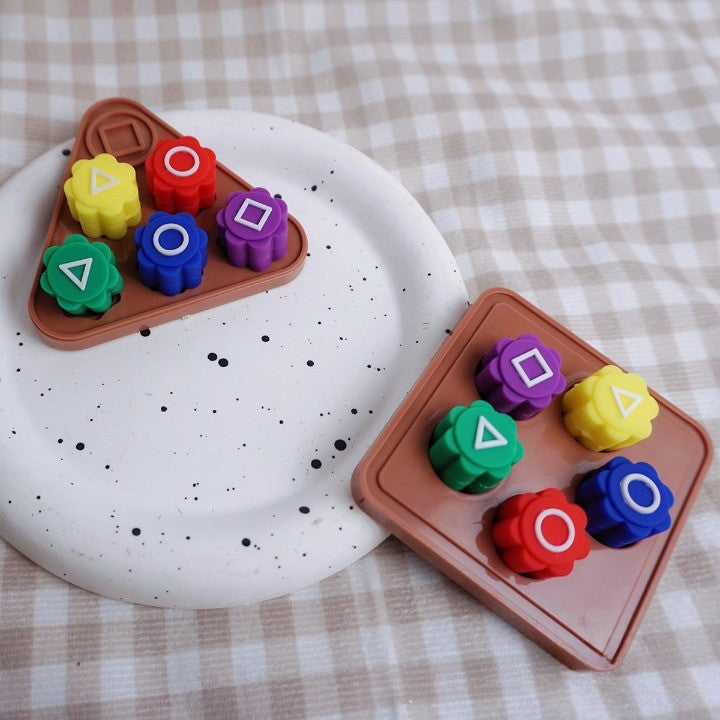 Gonggi joc coreean tradițional cu tablă pătrată – set dexteritate 5 piese 7,2 cm