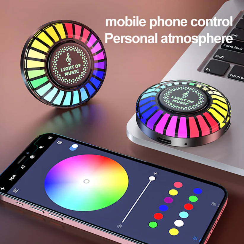 Lumină Ambientală Auto cu Senzor de Sunet și Bază Magnetică – Control prin Aplicație, RGB, USB/Reîncărcabilă