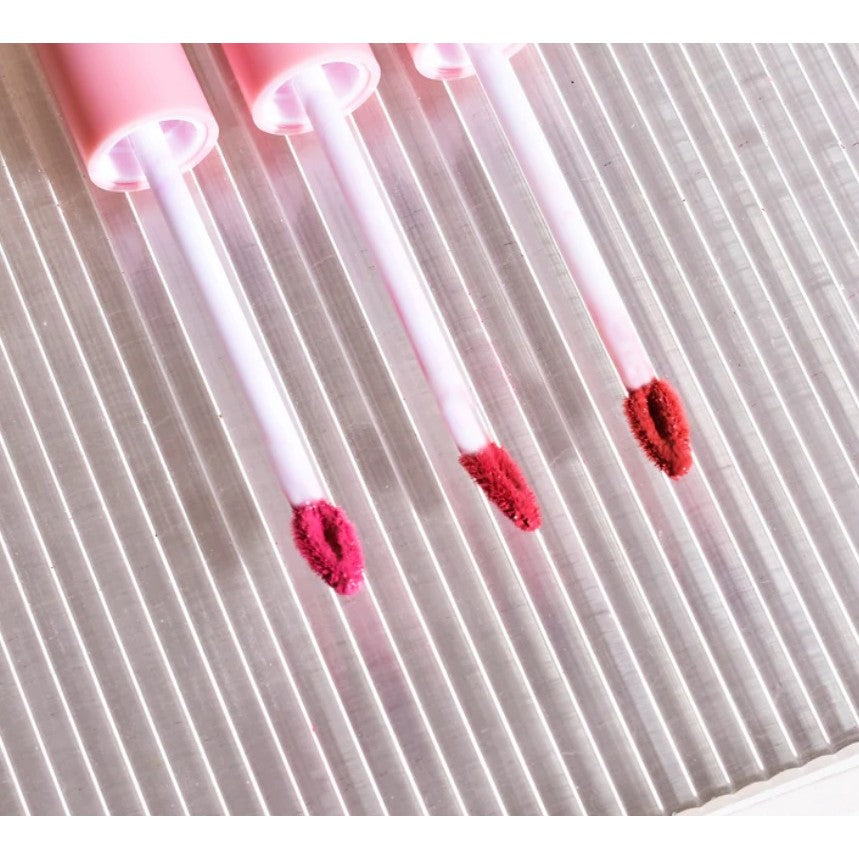 Set buze 2 piese: creion contur și ruj lichid roz intens