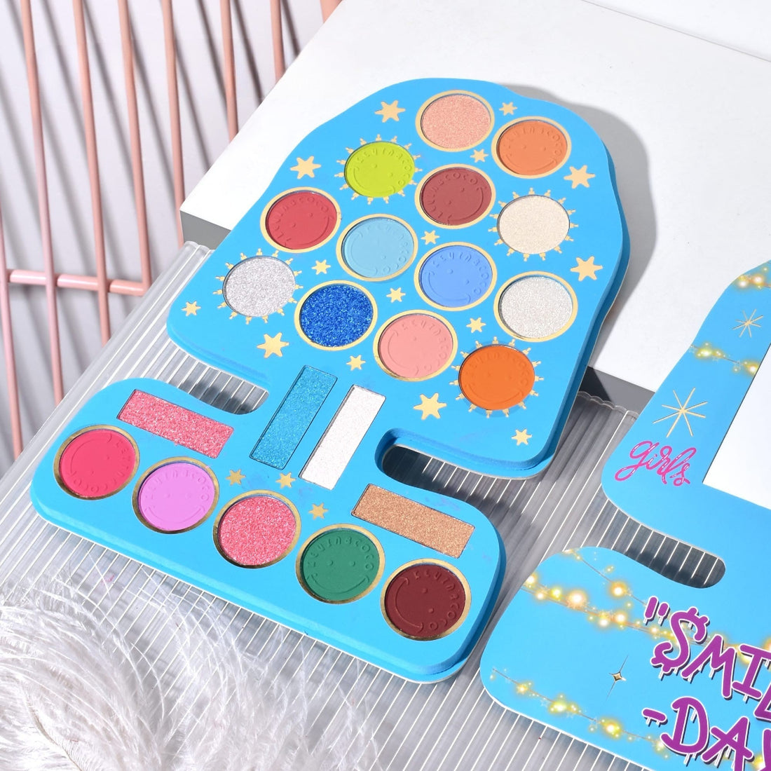 Paletă machiaj pleoape 22 nuanțe – Shadow Painting, compactă 20×15 cm, finish variat