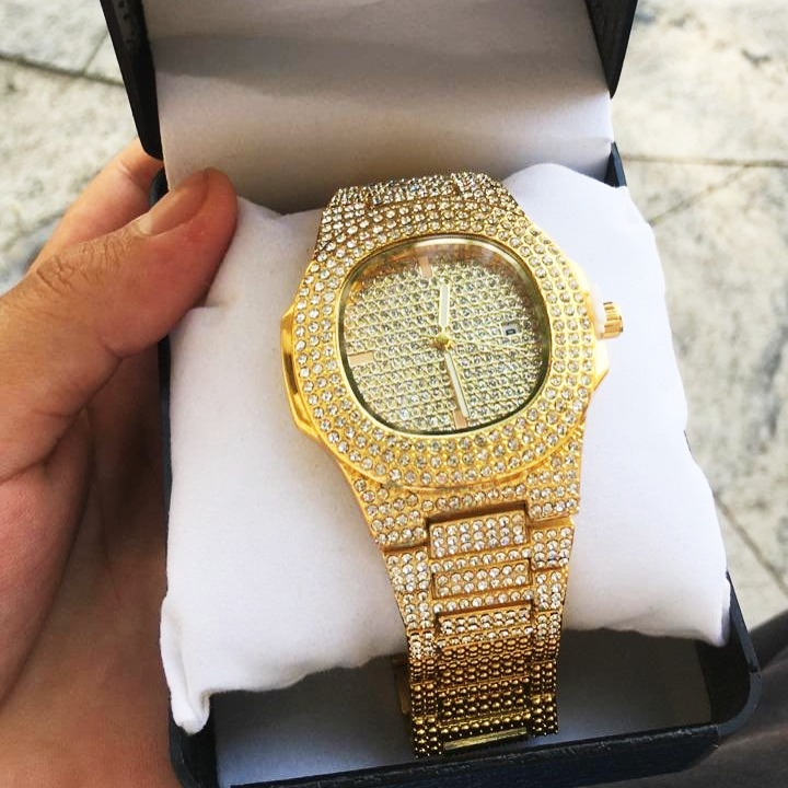 Елегантен унисекс златен часовник с ефект на благороден метал